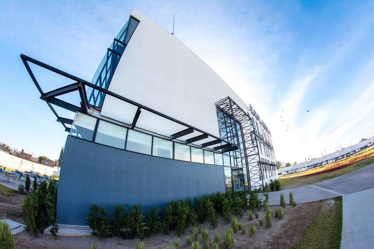 Instituto Thomas Jefferson - Campus Valle Real • ITJ