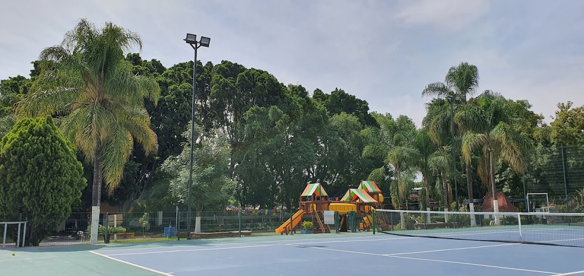 Summit School